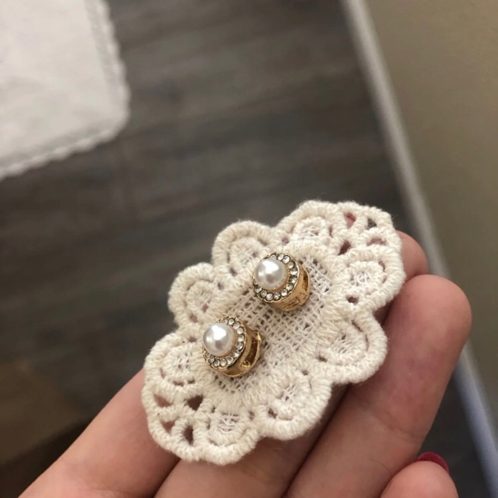 Pearl stud earrings
